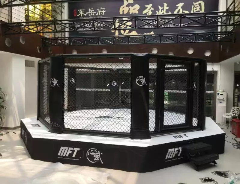 كيف يتم أداء MMA Octagon & Roll Mats من Pandawinsports في الموقع؟