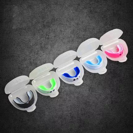 Single mouthguard clear color